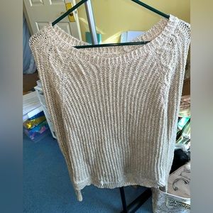 Women’s Beige LA Hearts Sweater- size Large - **NEVER WORN**